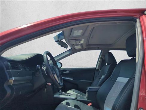 Used 2012 Toyota Camry SE image 13