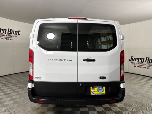 Used 2025 Ford Transit 250 Low Roof w/ Exterior Upgrade Package RWD image 5