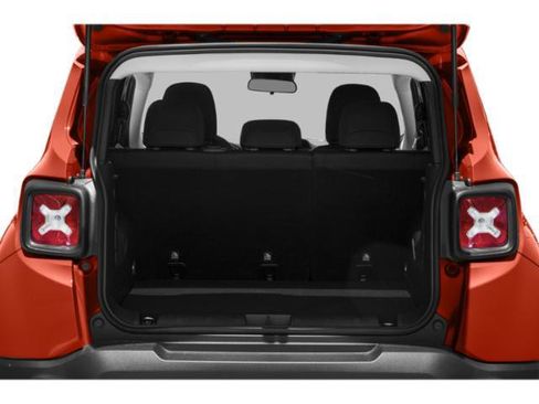 Used 2021 Jeep Renegade Latitude w/ Sun & Sound Group image 14