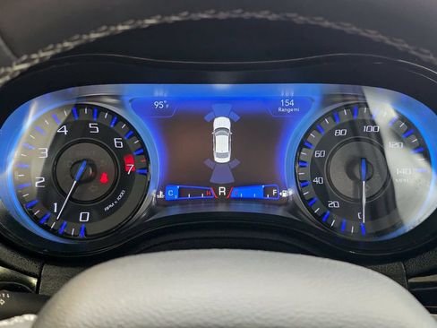 Used 2023 Chrysler 300 S RWD image 12