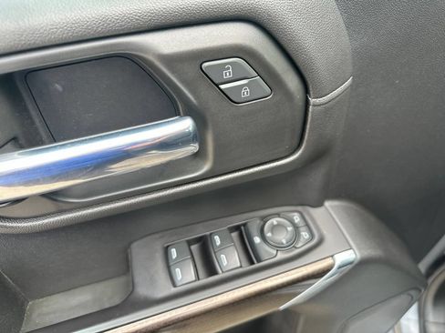 Certified 2019 Chevrolet Silverado 1500 RST w/ All-Star Edition AWD/4WD image 18