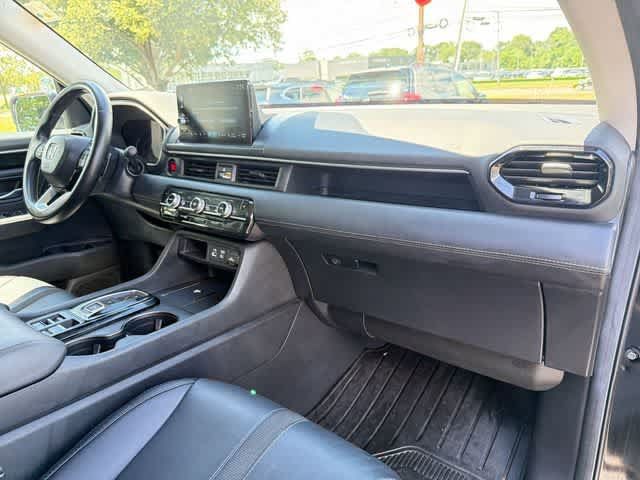 Certified 2024 Honda Pilot EX-L image 16