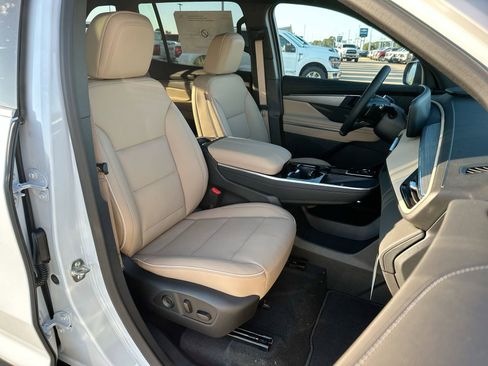 New 2026 Buick Enclave Preferred w/ Power Package image 25