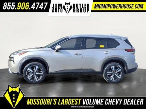 Used 2024 Nissan Rogue SL AWD/4WD image 22
