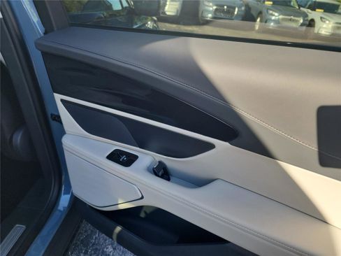 New 2026 Lincoln Nautilus Premier image 20