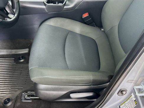 Used 2023 Toyota RAV4 LE image 13