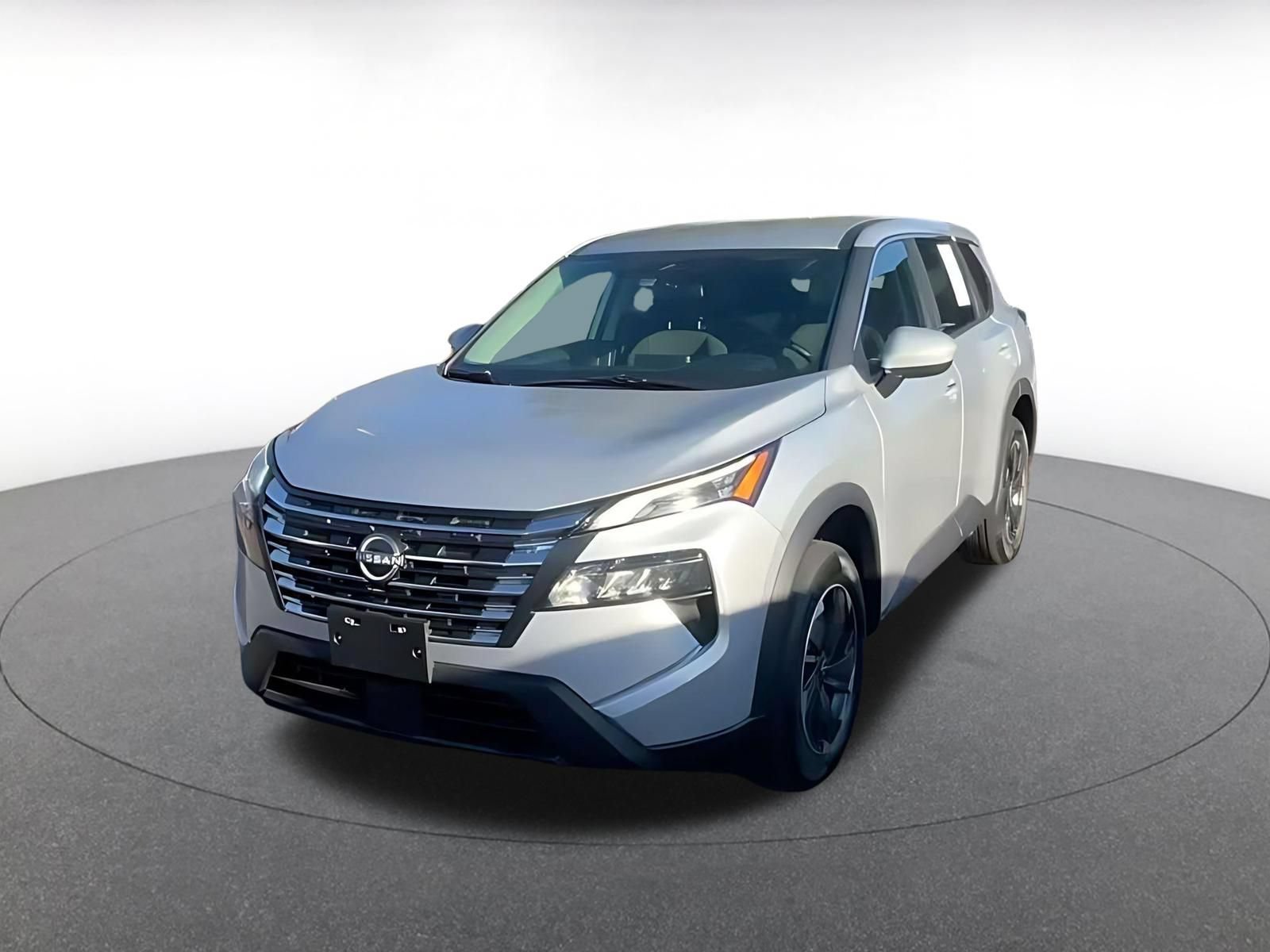 Used 2025 Nissan Rogue SV AWD/4WD image 6