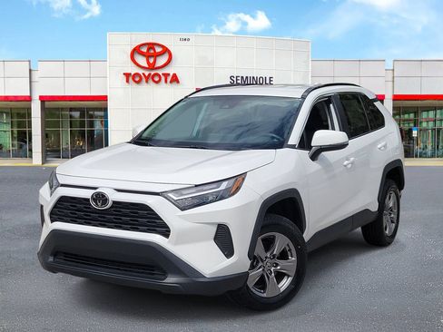 Used 2024 Toyota RAV4 XLE FWD image 1