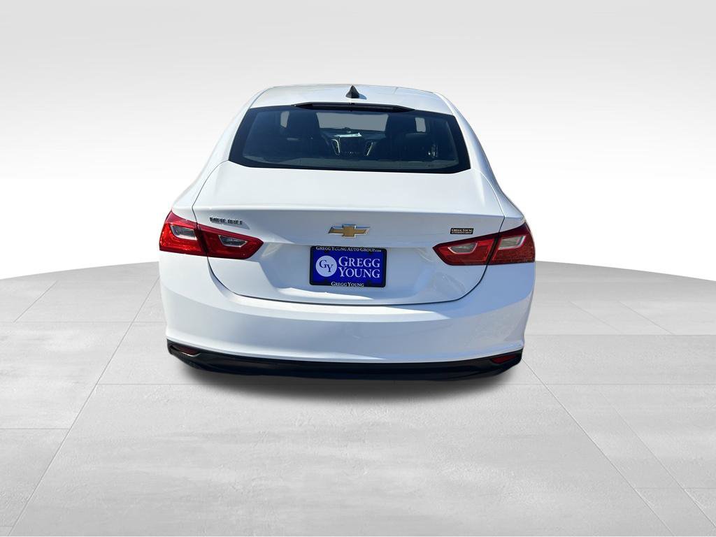 Used 2022 Chevrolet Malibu LS FWD image 5