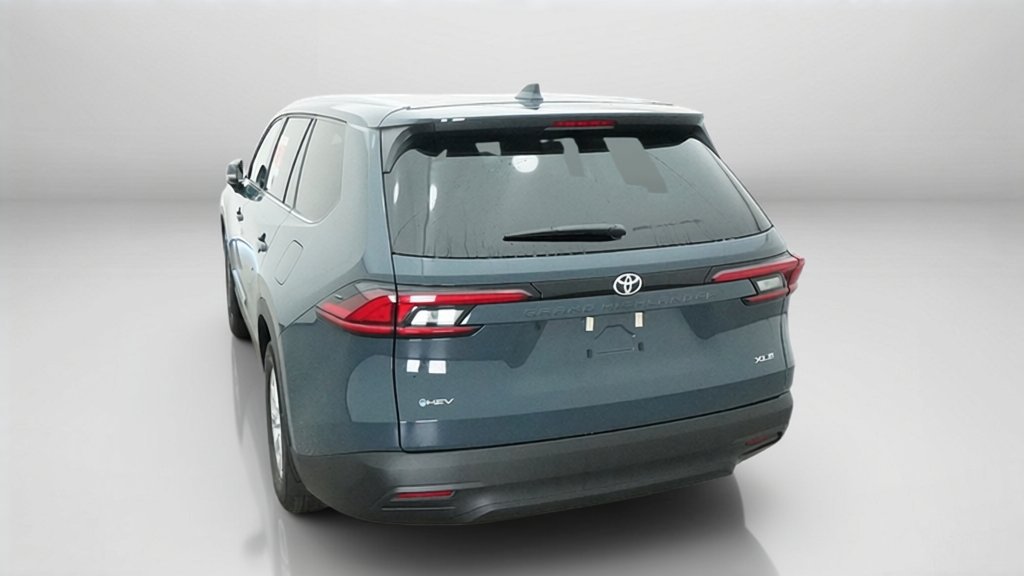 New 2026 Toyota Grand Highlander XLE FWD image 13