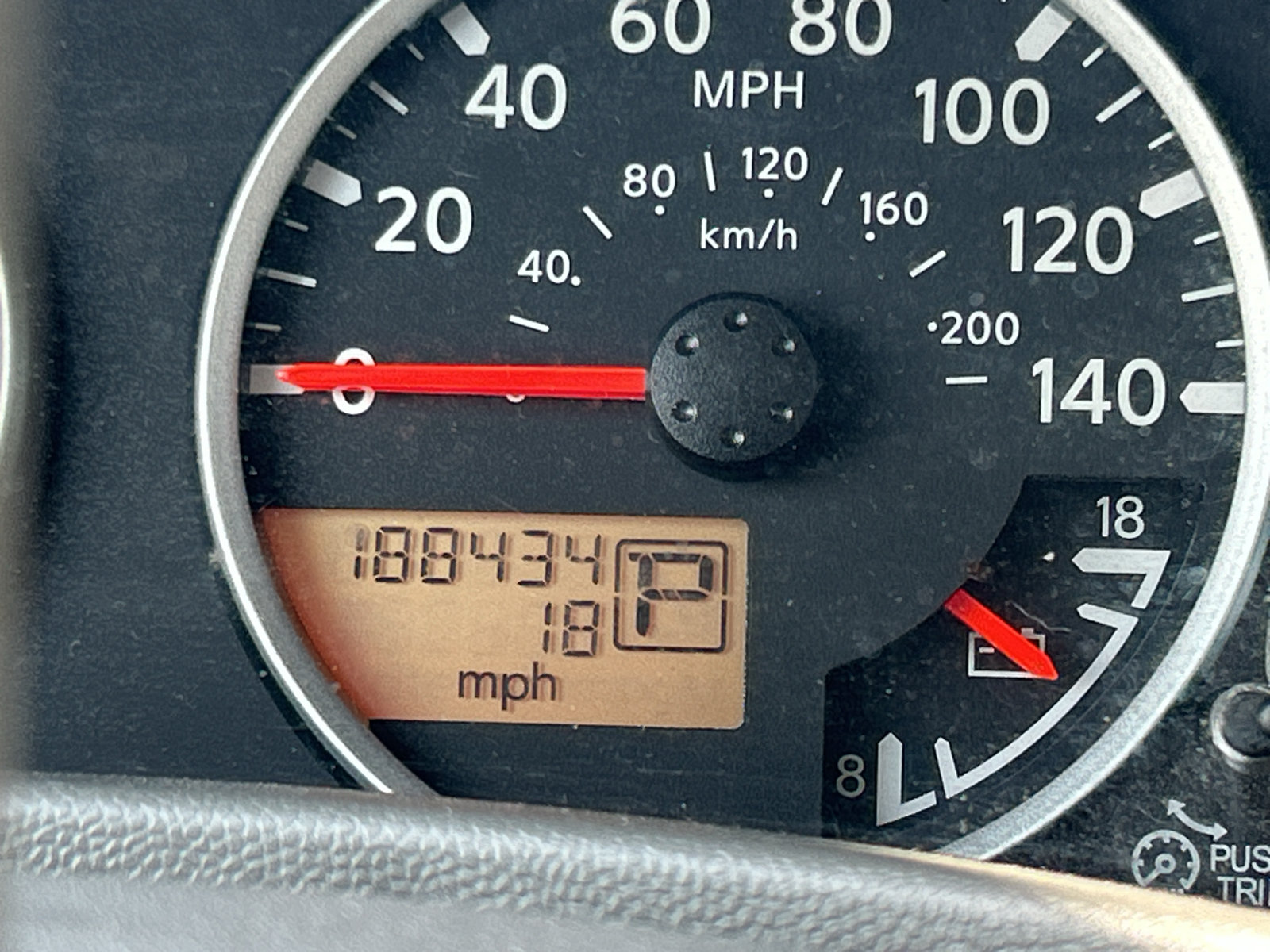 Used 2019 Nissan Frontier SL RWD image 3