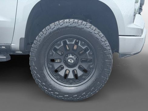Used 2023 Chevrolet Silverado 1500 Custom w/ LPO, Dark Essentials Package AWD/4WD image 8