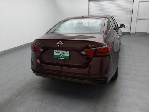 Used 2024 Nissan Altima 2.5 SV image 7