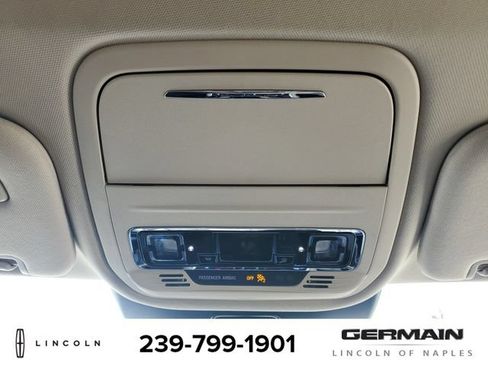 Used 2020 Lincoln Aviator Reserve RWD image 35