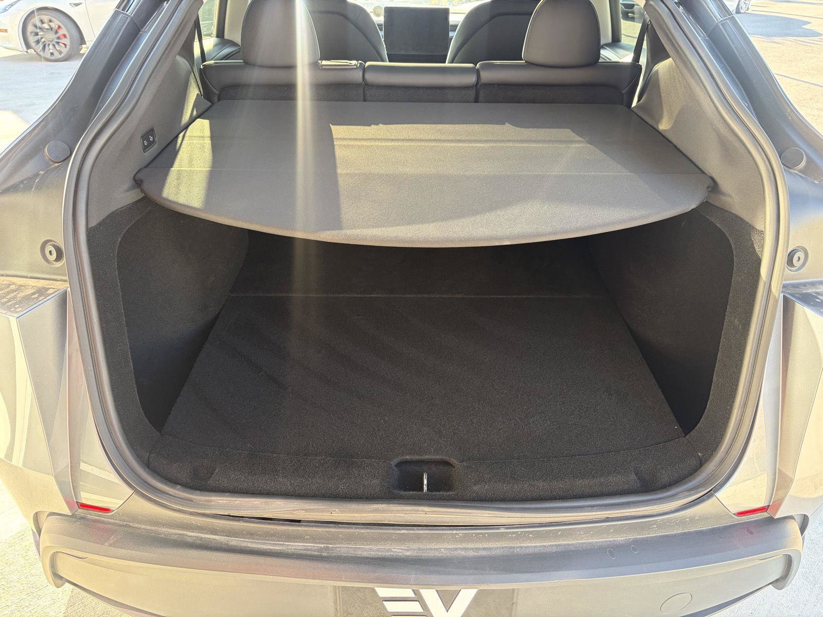 Used 2026 Tesla Model Y AWD image 16