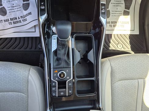 Used 2022 Kia Sorento SX AWD/4WD image 28