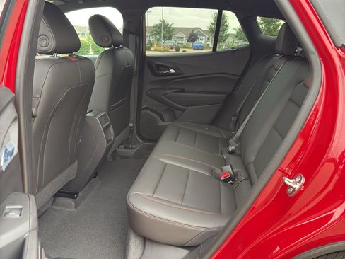 New 2026 Chevrolet Trax RS w/ Driver Confidence Package FWD image 28