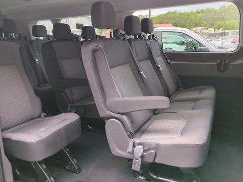 Used 2023 Ford Transit 350 XLT RWD image 18