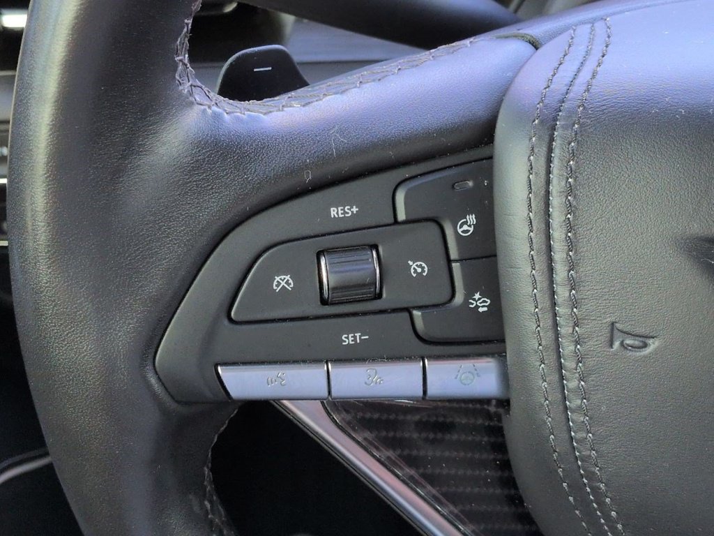 Used 2022 Cadillac Escalade Sport Platinum AWD/4WD image 28