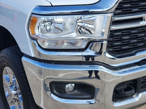 Used 2024 RAM 2500 Big Horn image 9