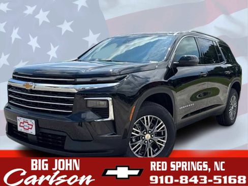 New 2026 Chevrolet Traverse LT image 1