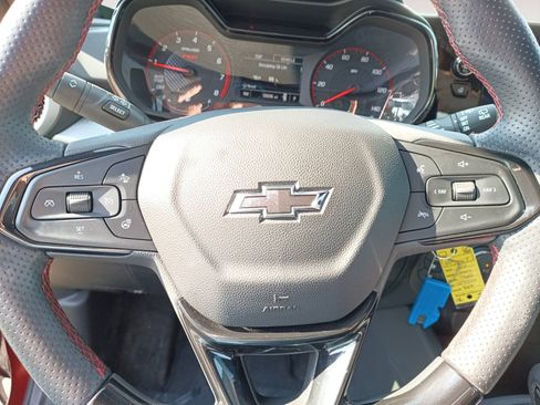 Used 2024 Chevrolet Trax RS w/ Driver Confidence Package image 13