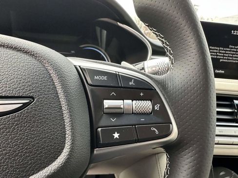 New 2026 Genesis G70 2.5T image 27