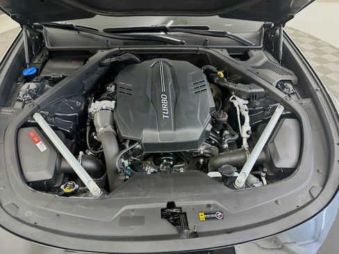 Used 2020 Kia K900 Luxury image 36