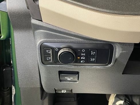 Used 2024 Ford Bronco Wildtrak AWD/4WD image 14
