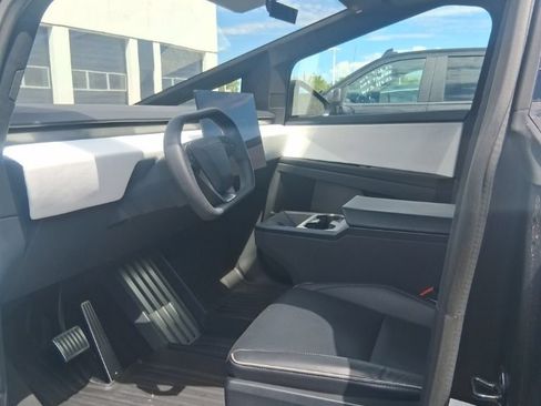 Used 2024 Tesla Cybertruck AWD Crew Cab image 11