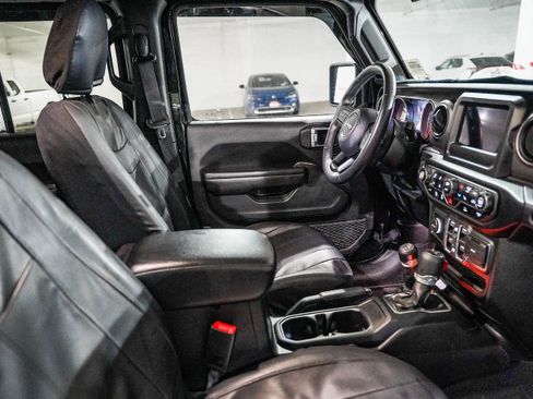 Used 2020 Jeep Gladiator Sport w/ Quick Order Package 24S image 14