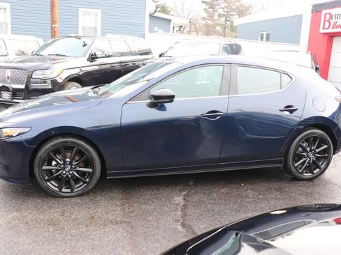 Used 2024 MAZDA MAZDA3 s image 2