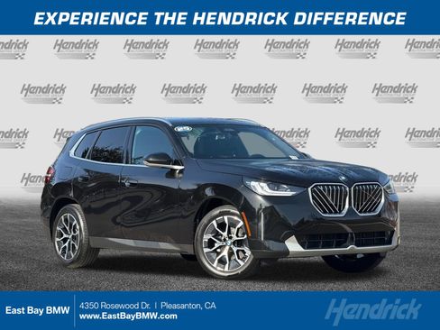 Used 2025 BMW X3 xDrive30i w/ Premium Package AWD/4WD image 1