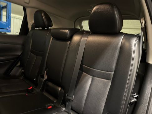 Used 2019 Nissan Rogue SL image 20