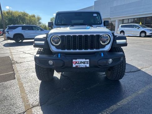Used 2024 Jeep Wrangler Unlimited Rubicon 4xe image 25