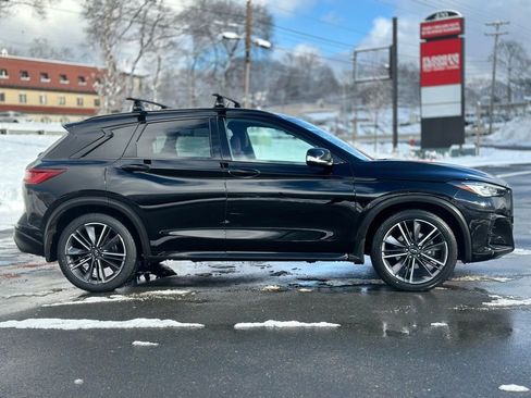 Used 2023 INFINITI QX50 Sport image 8