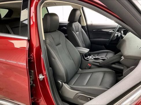 Certified 2023 Buick Envision Essence AWD/4WD image 7