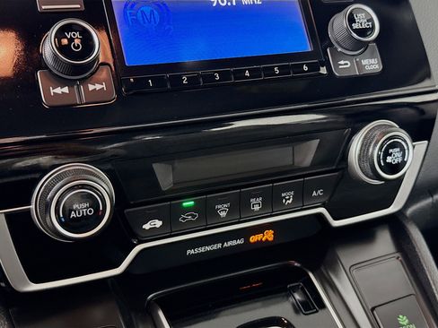 Used 2017 Honda CR-V LX image 17