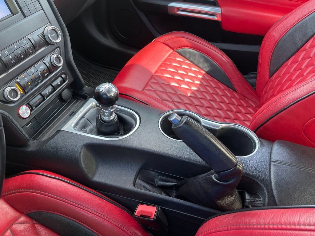 Used 2019 Ford Mustang GT RWD image 19
