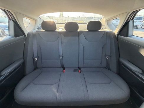 Certified 2025 Kia K4 FWD image 23