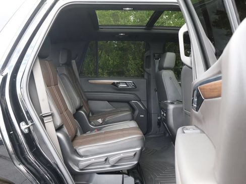 Used 2025 Chevrolet Tahoe High Country w/ Sun And Tow Package AWD/4WD image 50