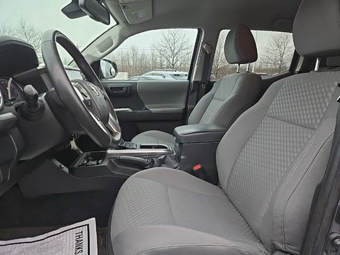 Used 2022 Toyota Tacoma SR5 image 13