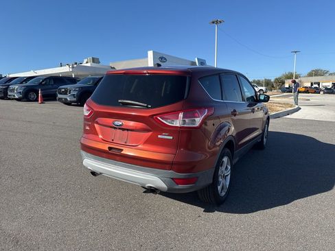 Used 2014 Ford Escape SE image 3