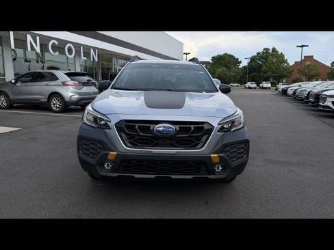 Used 2025 Subaru Outback Wilderness w/ Wilderness Package AWD/4WD image 2