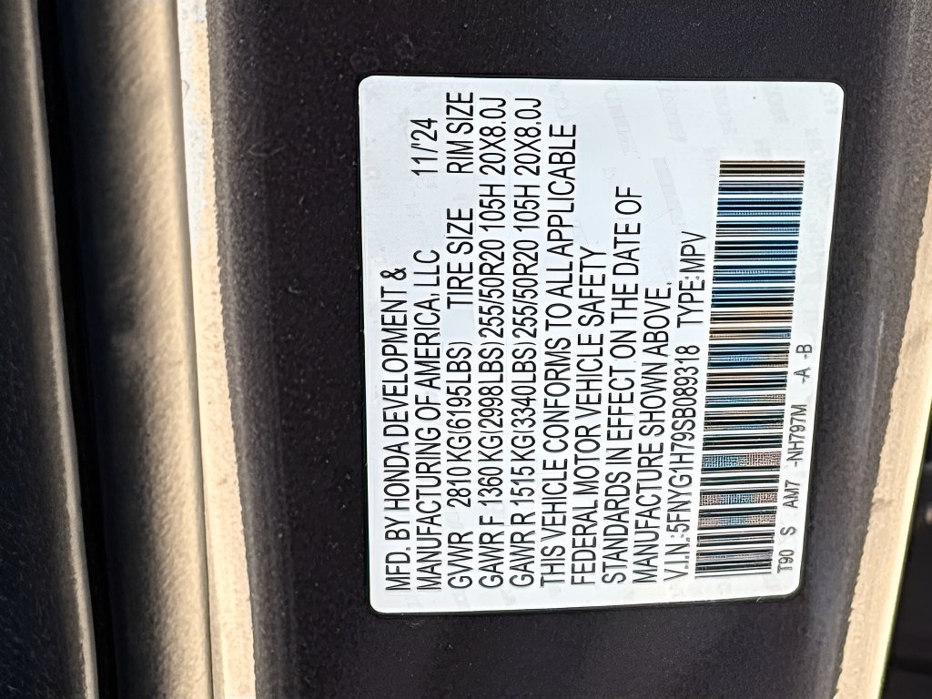 Used 2025 Honda Pilot Touring image 34