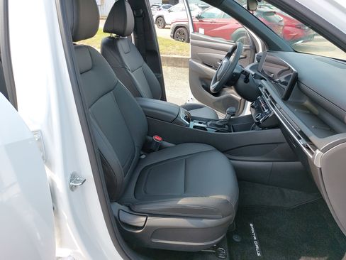Certified 2025 Hyundai Santa Cruz SEL AWD/4WD image 10