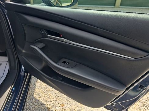 Used 2023 MAZDA MAZDA3 s FWD image 20