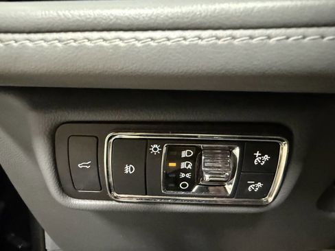 Used 2020 Lincoln Aviator Reserve w/ Equipment Group 201A image 21