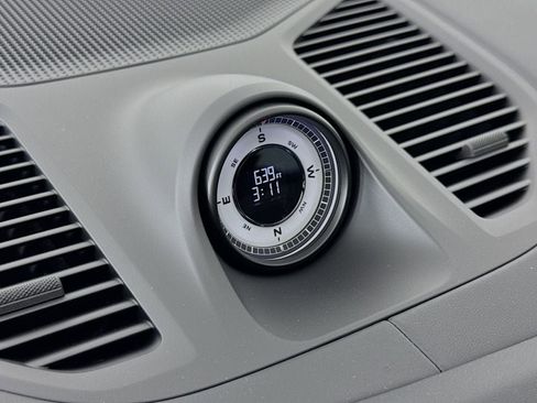 New 2026 Porsche Cayenne image 18