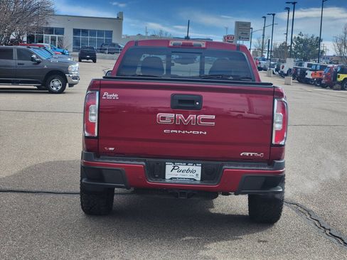 Used 2022 GMC Canyon AT4 w/ Driver Alert Package image 4